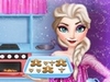Эльза готовит печенье играть